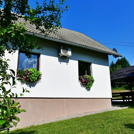 Holiday Home Ostrun Rakovica Buitenkant foto