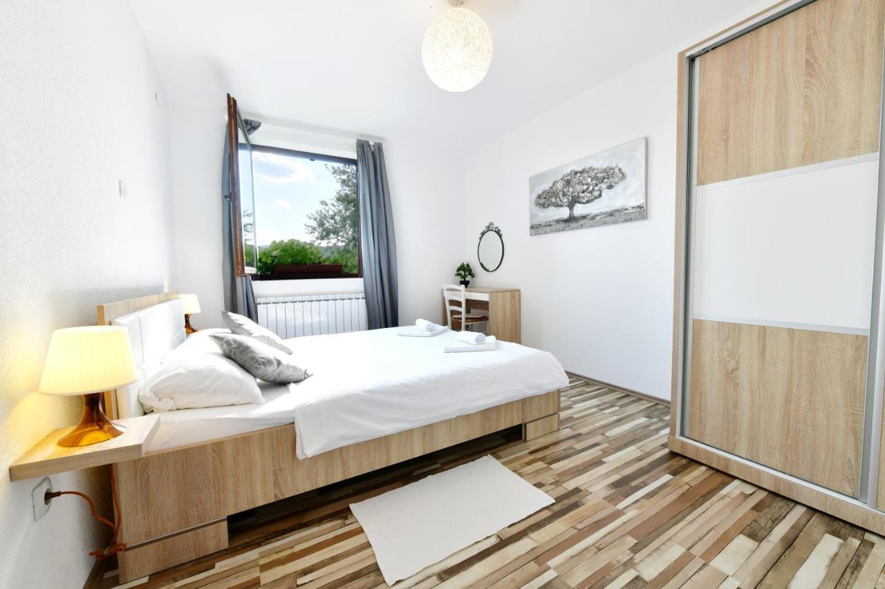 Ostrun Holiday home *